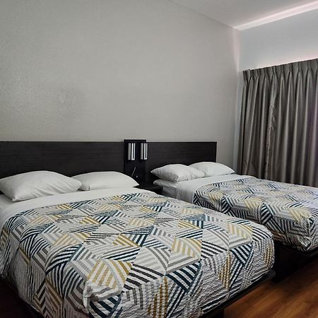 Baymont By Wyndham San Antonio Airport Hotel Eksteriør billede