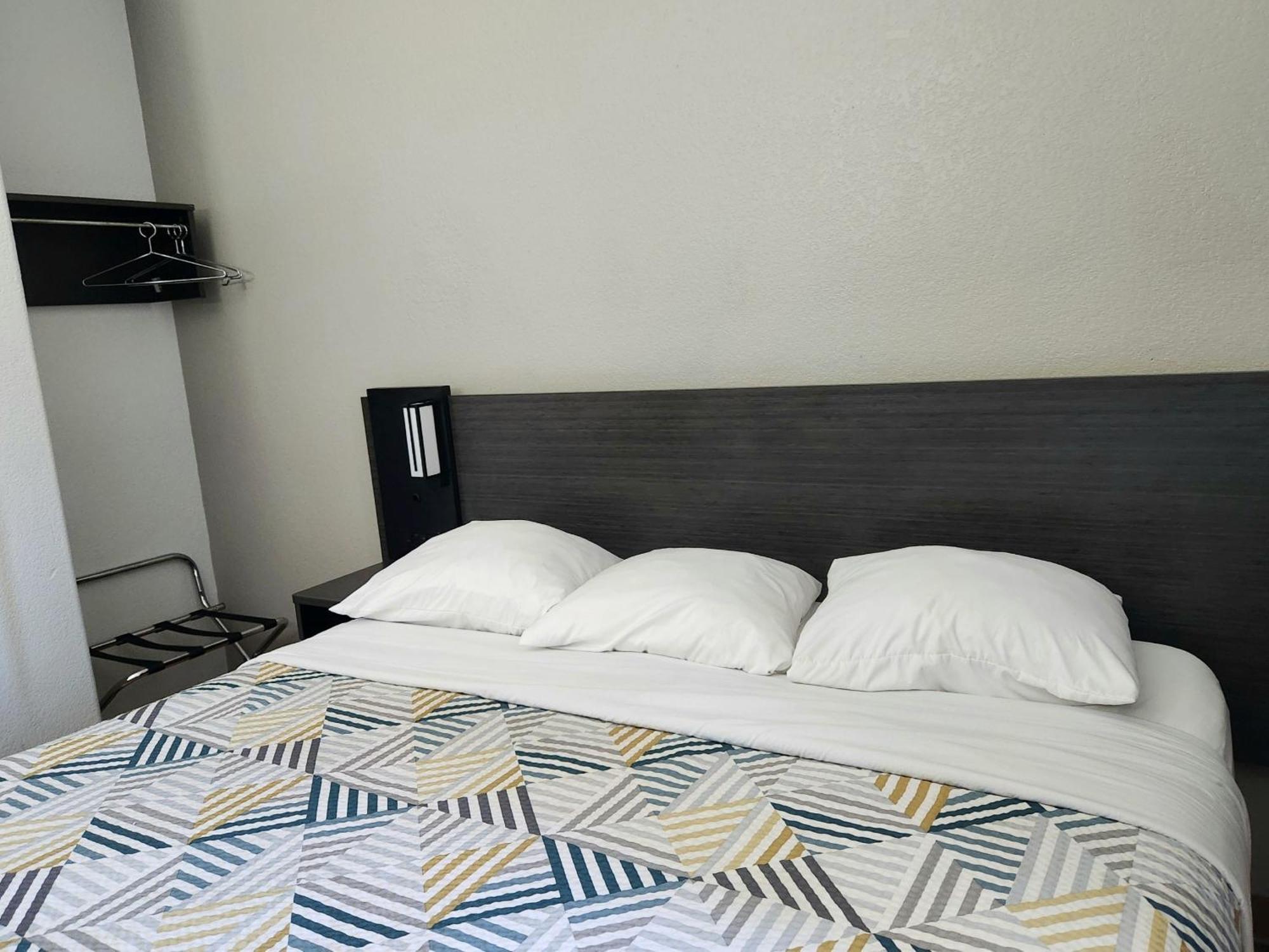 Baymont By Wyndham San Antonio Airport Hotel Eksteriør billede