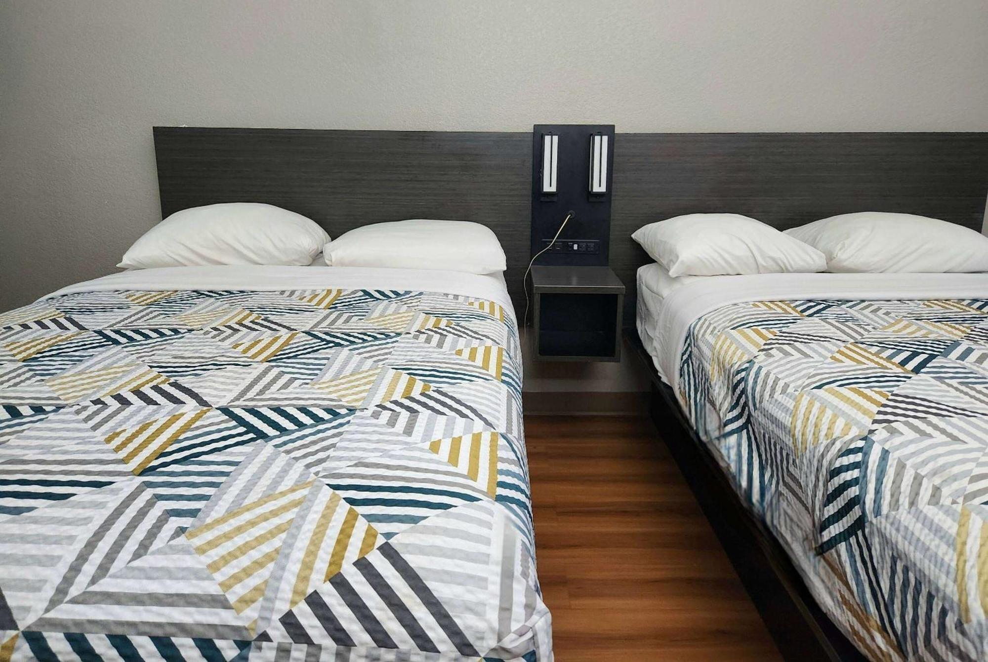 Baymont By Wyndham San Antonio Airport Hotel Eksteriør billede
