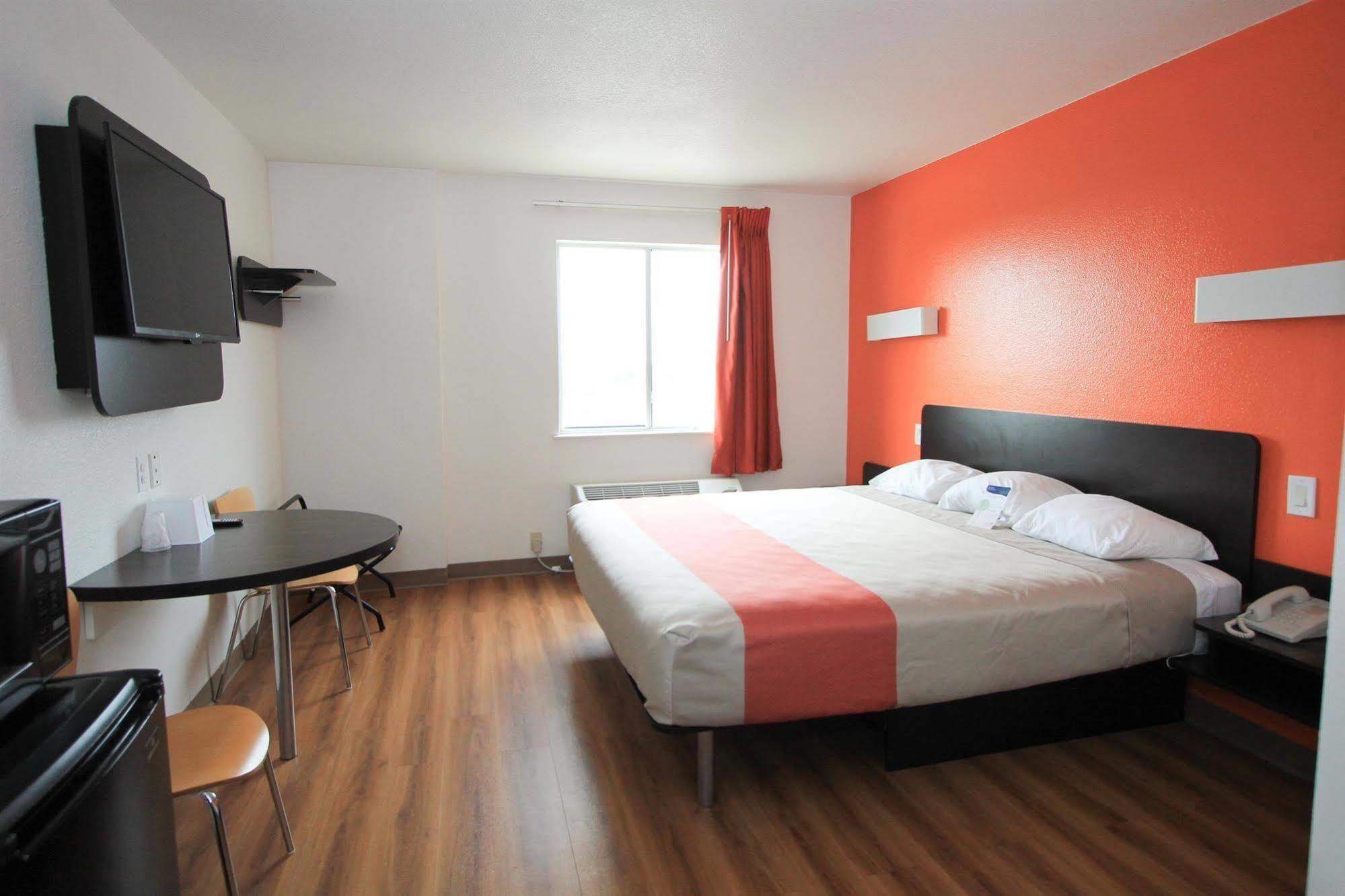 Baymont By Wyndham San Antonio Airport Hotel Eksteriør billede