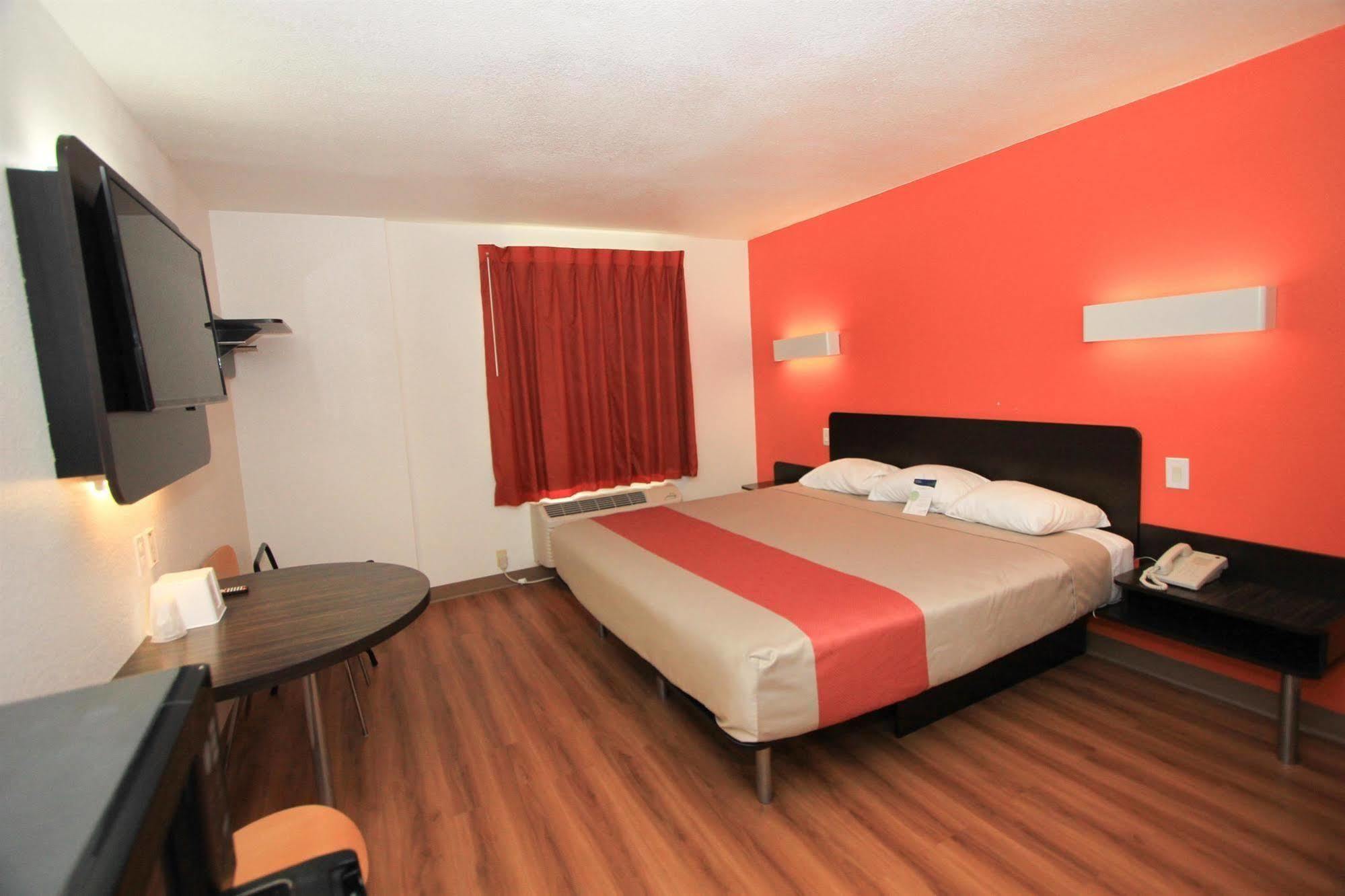 Baymont By Wyndham San Antonio Airport Hotel Eksteriør billede
